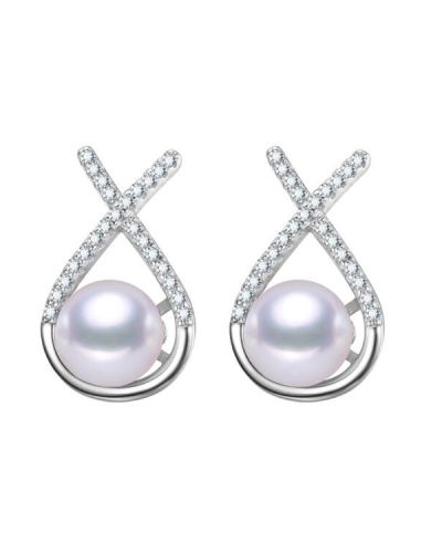 Lilah – Round Pearl Earring