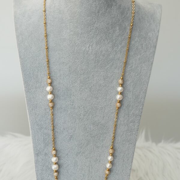 Hilda - Elegant Freshwater Pearl Necklace