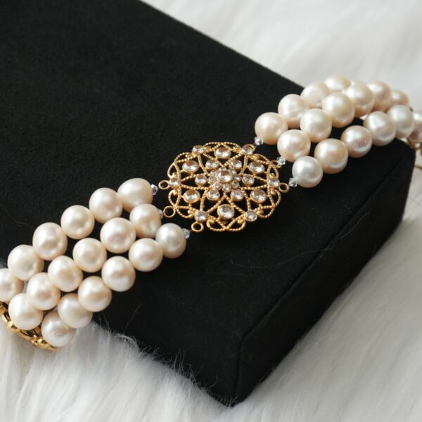 Feranmi - Luxurious 3-Layer Freshwater Pearl Necklace Set - Image 5