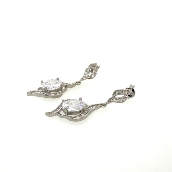 Maryam - Dangle Crystal Earring - Image 3